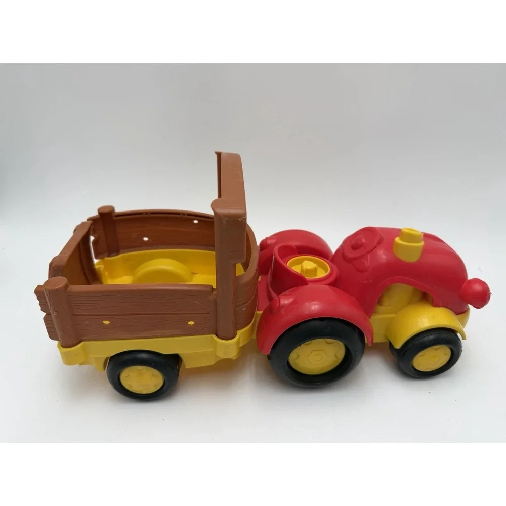 2011‎ Fisher-Price Little People Tow 'n Pull Tractor and Wagon with Sounds/Songs